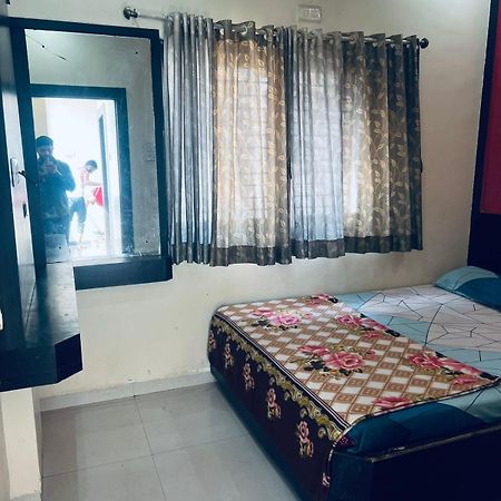 Hotel Sai Vasant Vihar Shirdi Luaran gambar