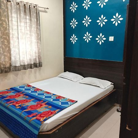 Hotel Sai Vasant Vihar Shirdi Luaran gambar